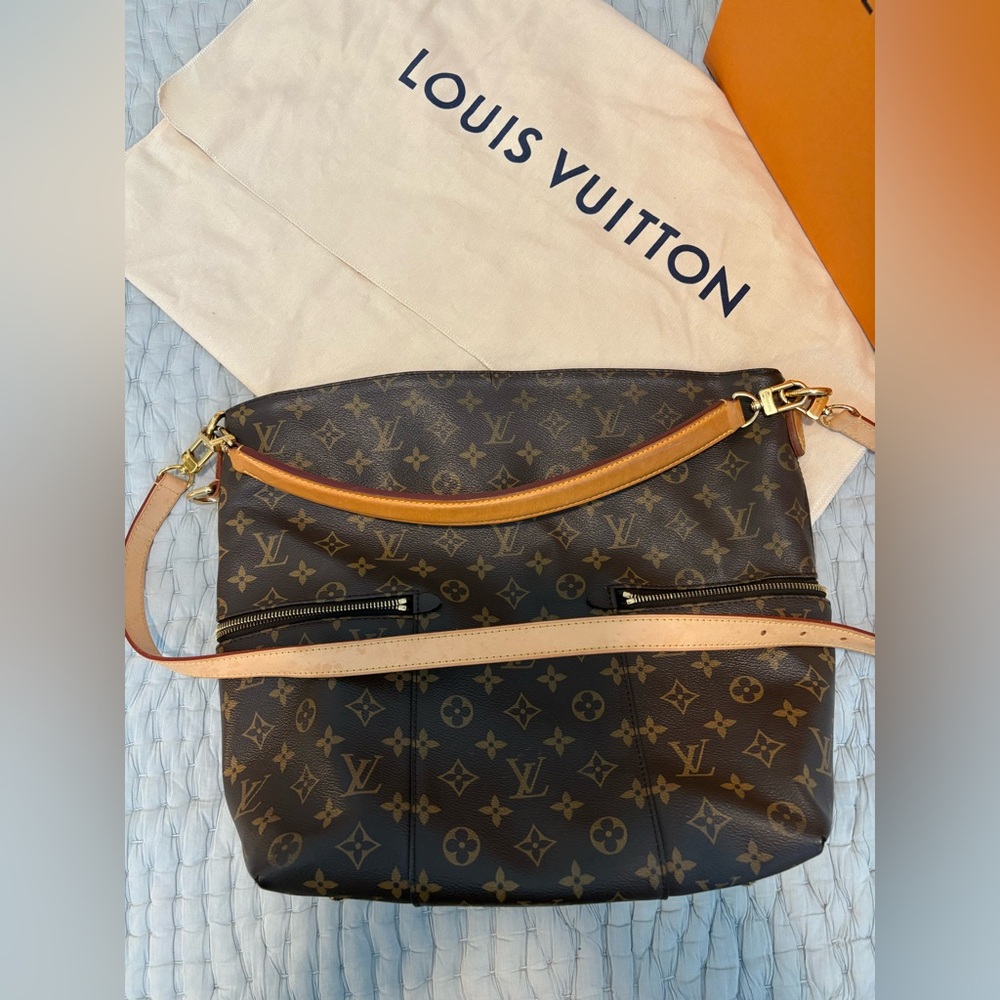 LOUIS VUITTON Monogram Canvas Melie